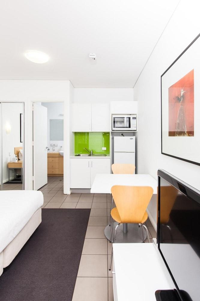 Majestic Oasis 4*